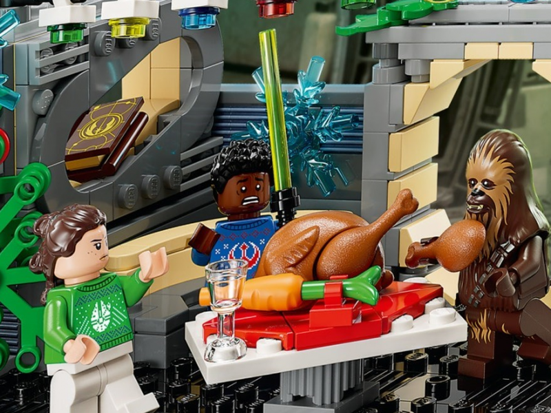 lego_sw_holiday_set.png